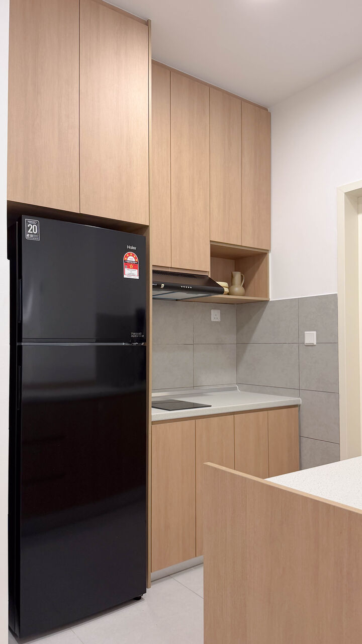 Taman TUN Dr Ismail (Ttdi), Apartments, Flats, Houses & Villas, MYR 3500/month,  Furnished,  3 BR,  956 Sq. Feet,  Scenic Hillside Condo With Waterfall
