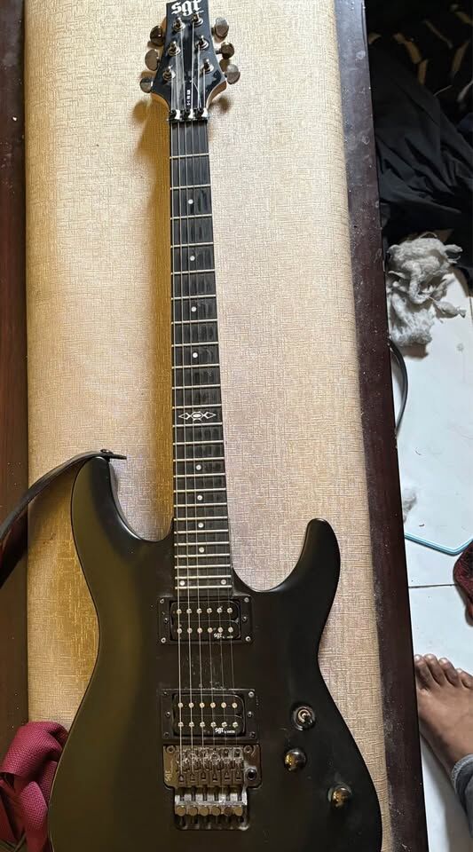 Riyadh, Musical Instruments, SAR 1300,  SCHECHTER ELECTRIC GUITAR METAL SGR-C-1