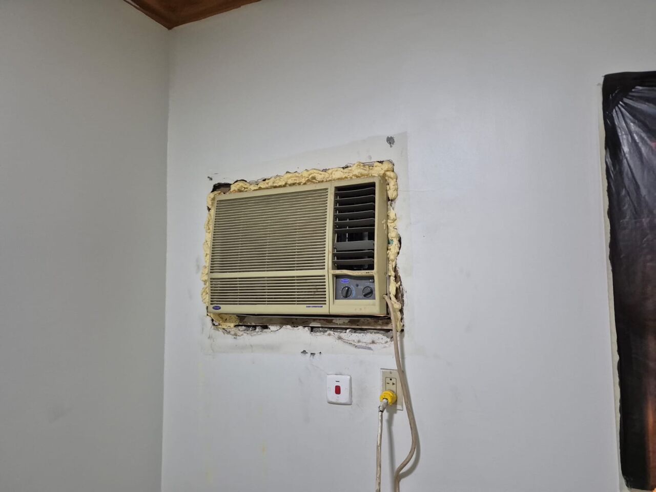 Jubail, Air Conditioners, SAR 700,  2 Ton Window AC