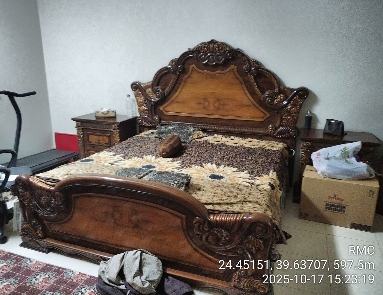 Madinah, Furniture, SAR 1000,  Beautiful Large Size Bedroom Set
