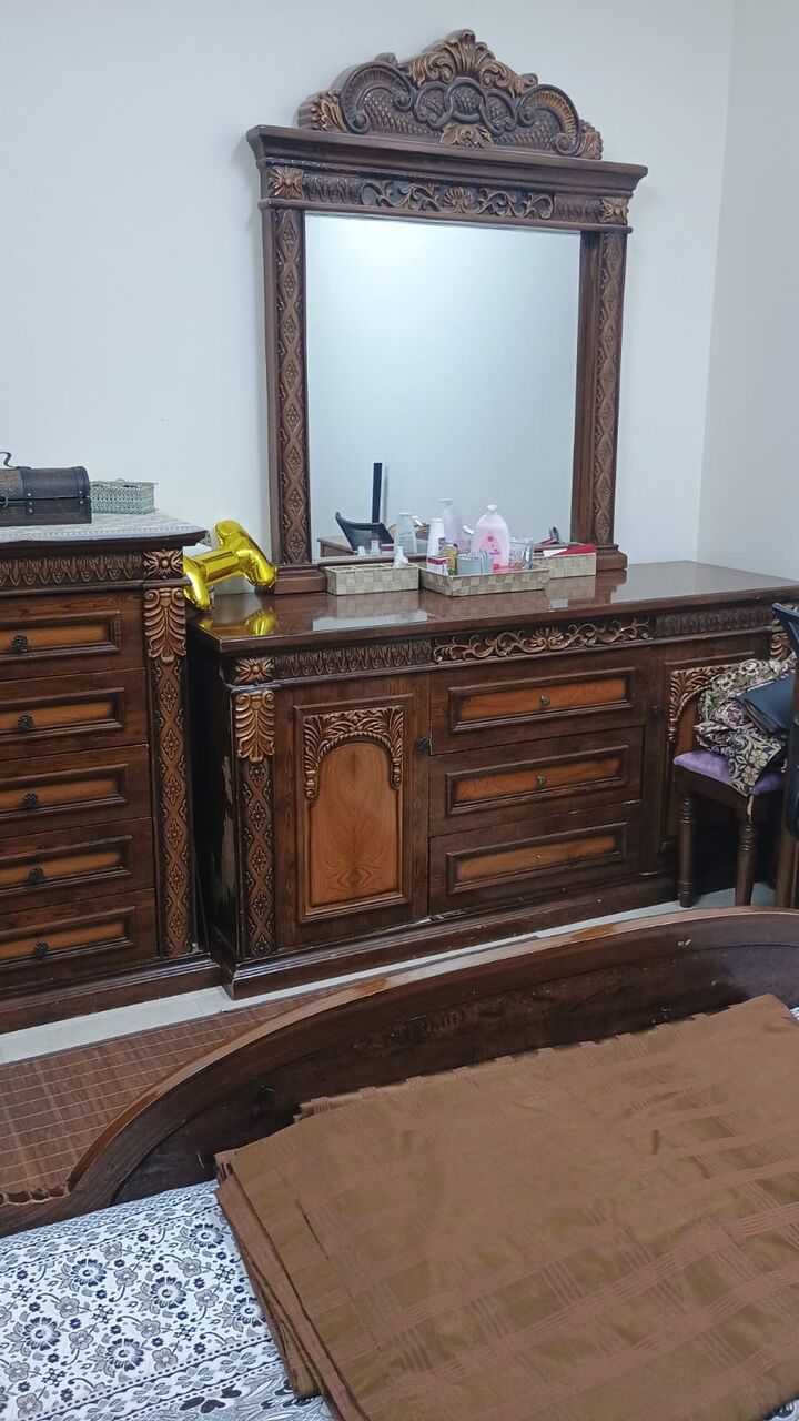 Madinah, Furniture, SAR 1000,  Beautiful Large Size Bedroom Set