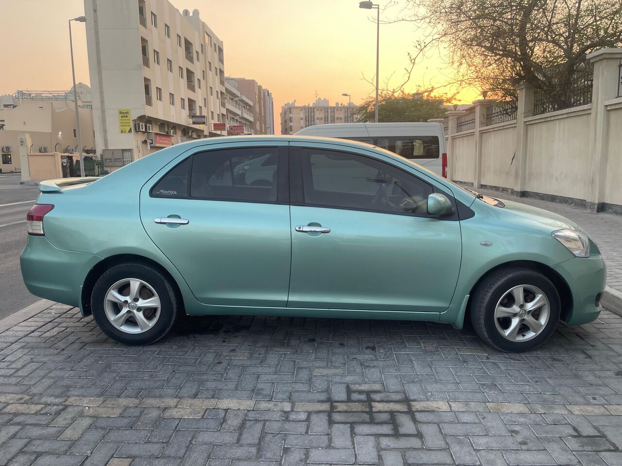 Manama, Vehicles, Cars & Trucks , BHD 1500,  Toyota Yaris,  2009,  Automatic,  200000 KM,    For Sale