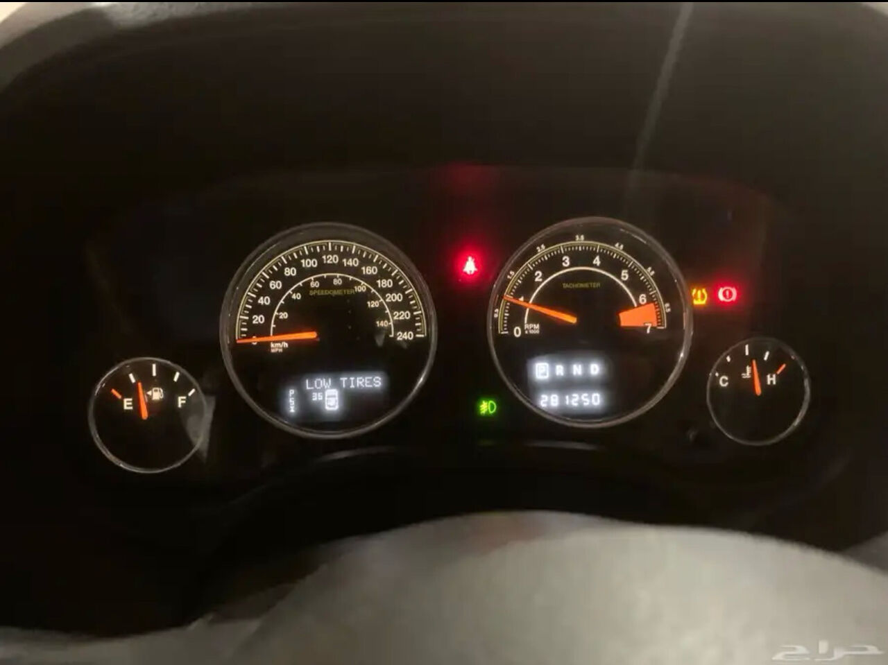 Khobar, Vehicles, Cars & Trucks , SAR 15000,  Jeep Compass,  2014,  Automatic,  281000 KM,    Fuel Option 4*4 Wheel