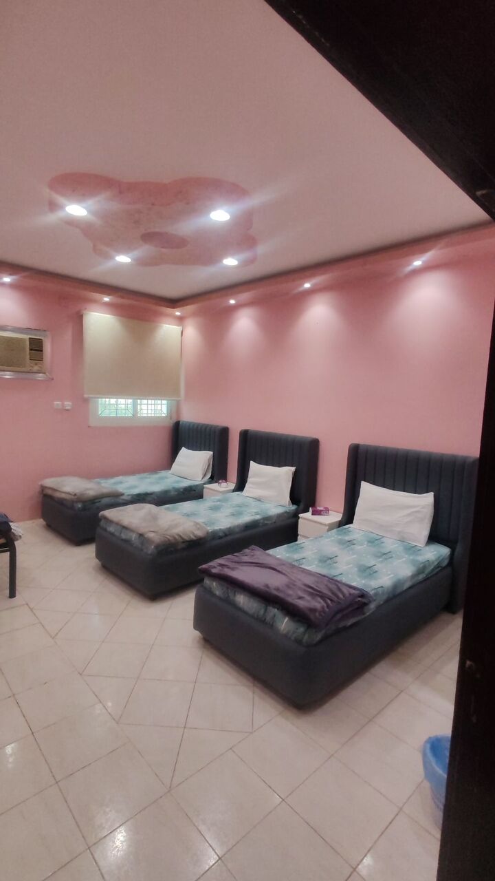 Madinah, Apartments, Flats, Houses & Villas, SAR 299/day,  Furnished,  3 BR,  Luxury 3-bedroom Apartment With Smart Entry Comfortable Stay For Families