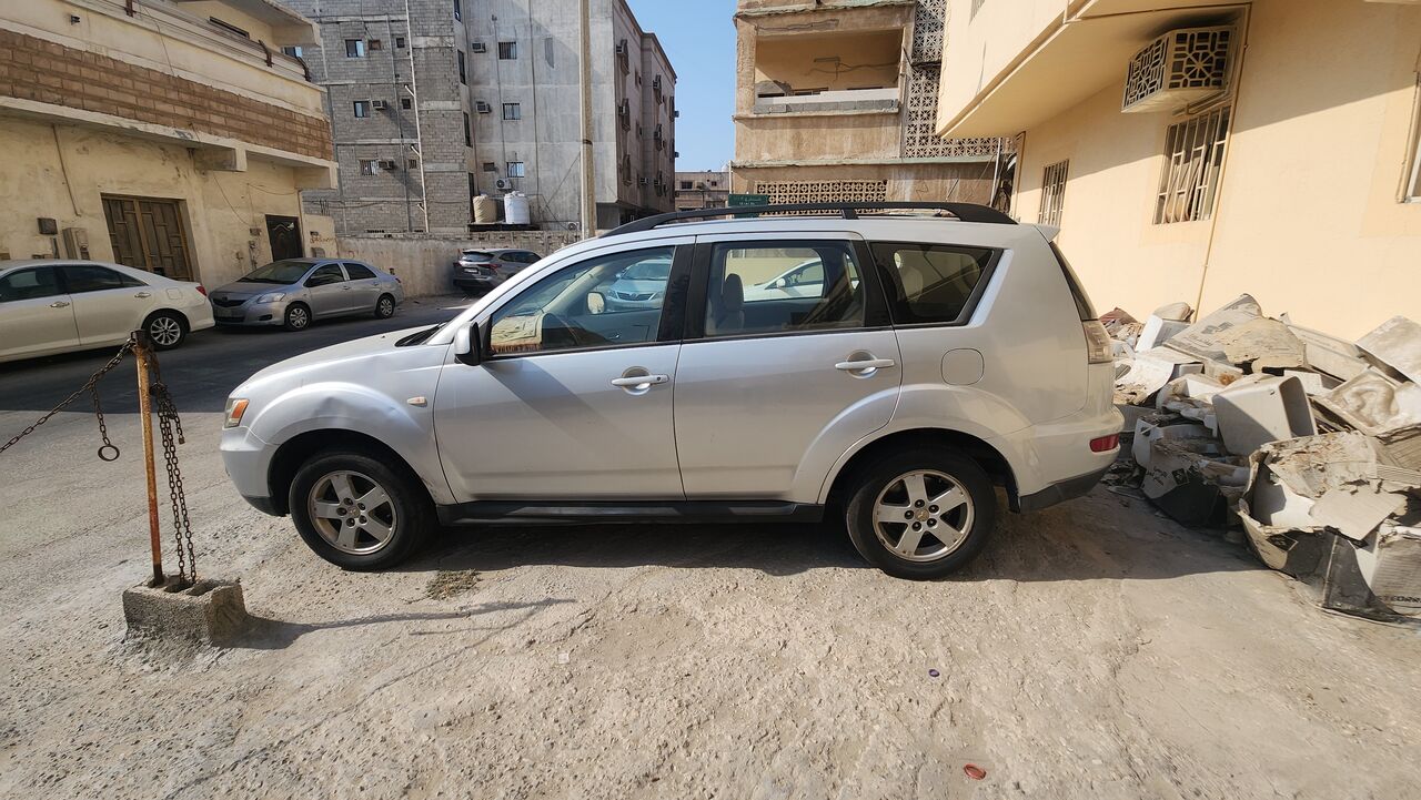 Al Jubail Al Balad, Vehicles, Cars & Trucks , SAR 18500,  Mitsubishi Outlander,  2011,  Automatic,  278000 KM,  I Am Going For Final Exist And Want To Sell My Vechicle   Model