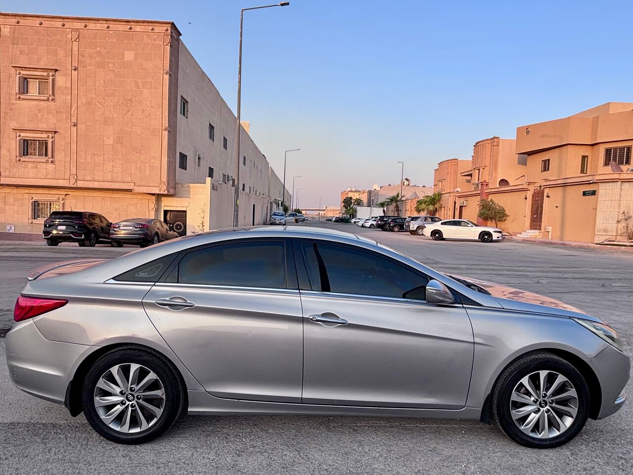 Riyadh, Vehicles, Cars & Trucks , SAR 25000,  Hyundai Sonata Limited,  2013,  Automatic,  189000 KM,  Hyundai Sonata