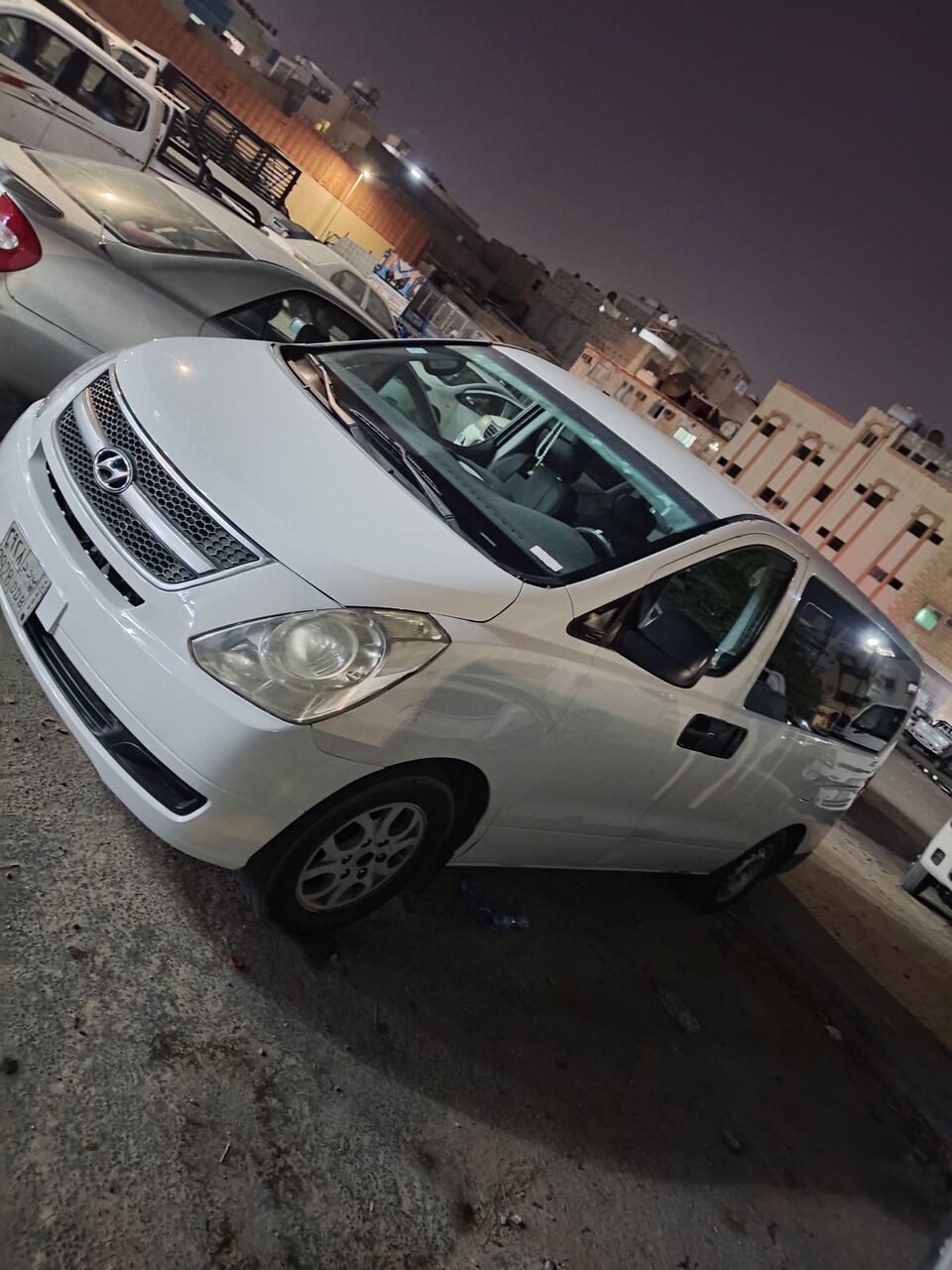 Dammam, Vehicles, Cars & Trucks , SAR 24000,  Hyundai H1,  2010,  Automatic,  500000 KM,    Model