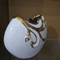 SAR 80,  3-Piece  White & Gold Ceramic Decor Set للبيع مستعجل بداعي السفر: طقم تحف د