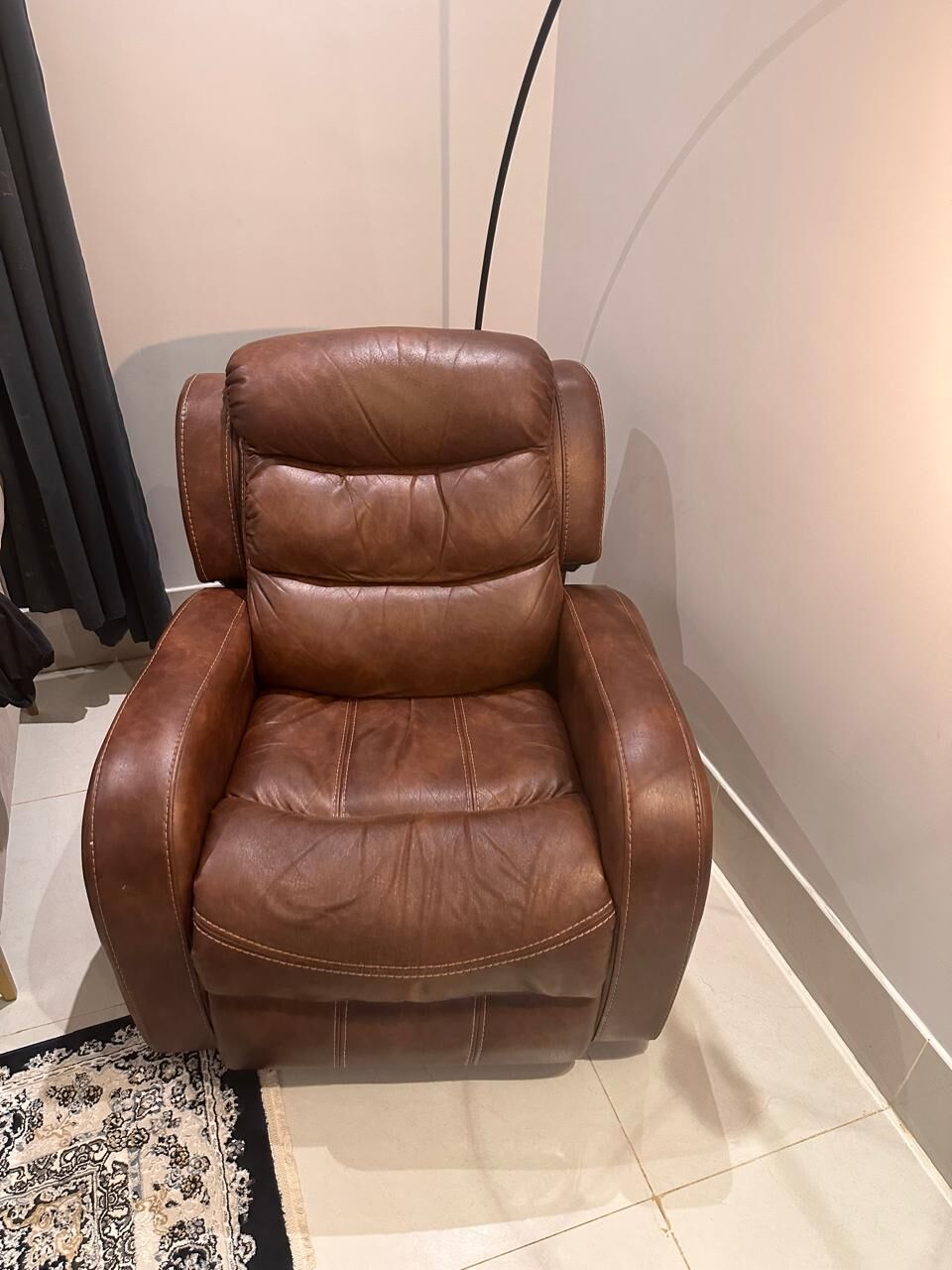 Riyadh, Furniture, SAR 500,  Recliner - Home Center Brand