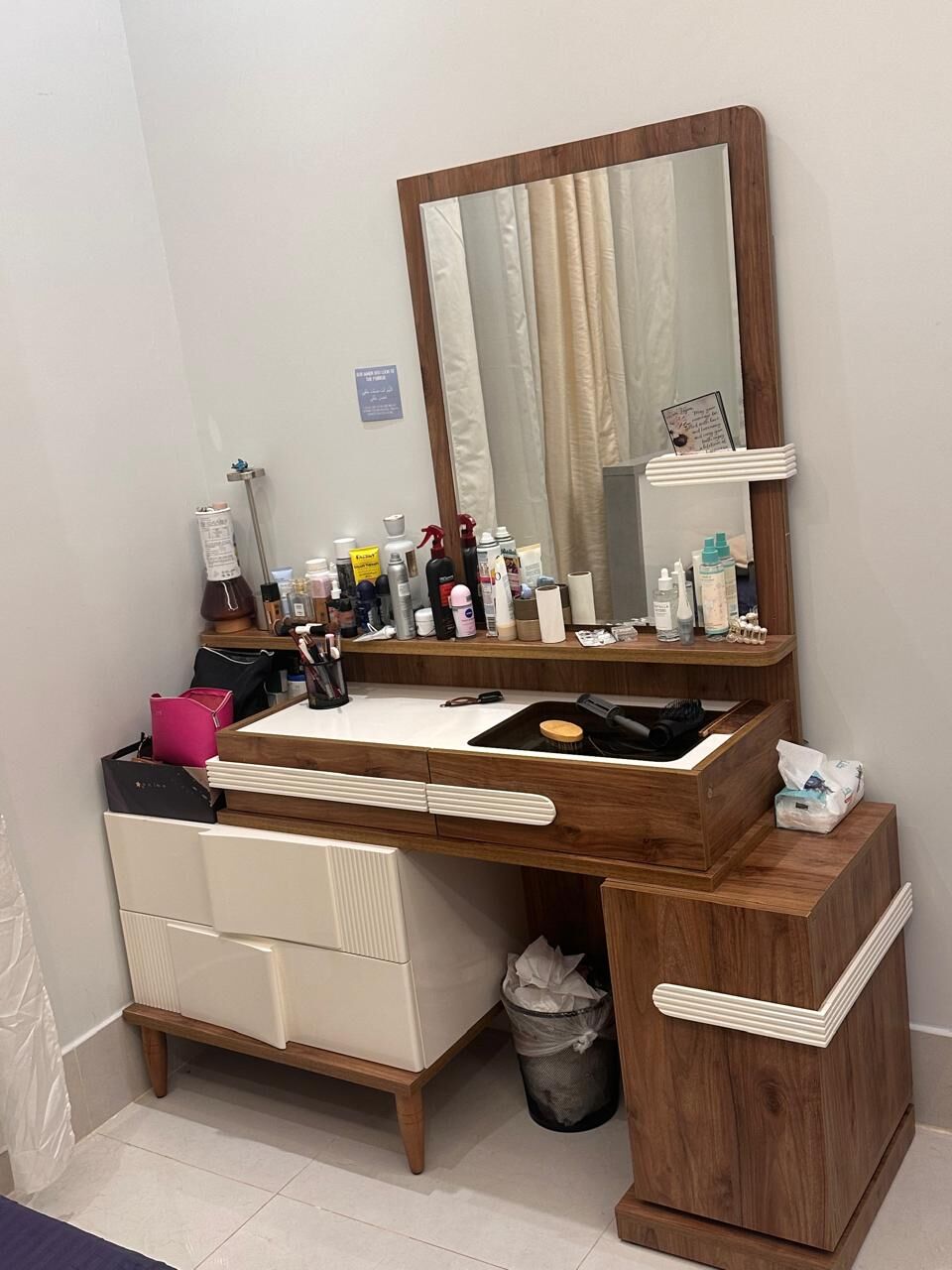 Riyadh, Furniture, SAR 350,  Dressing Table - Home Center