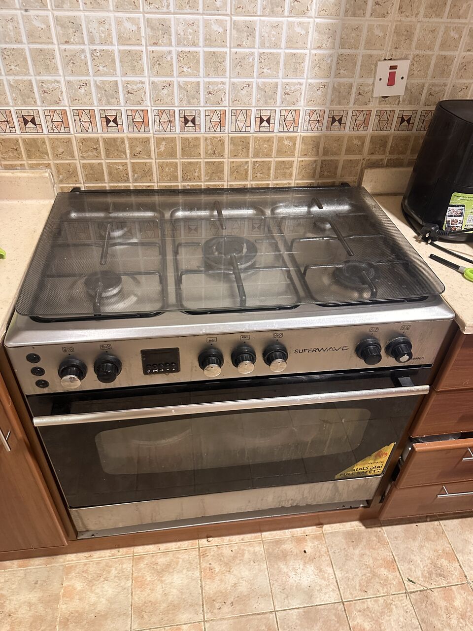 Riyadh, Appliances, SAR 400,  SUPERWAVE ELECTRIC STOVE 5 BURNER