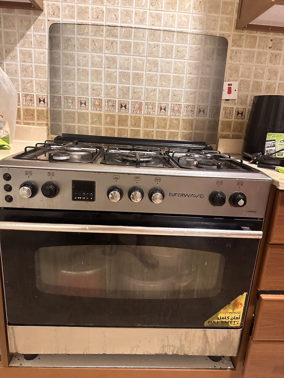 Riyadh, Appliances, SAR 400,  SUPERWAVE ELECTRIC STOVE 5 BURNER