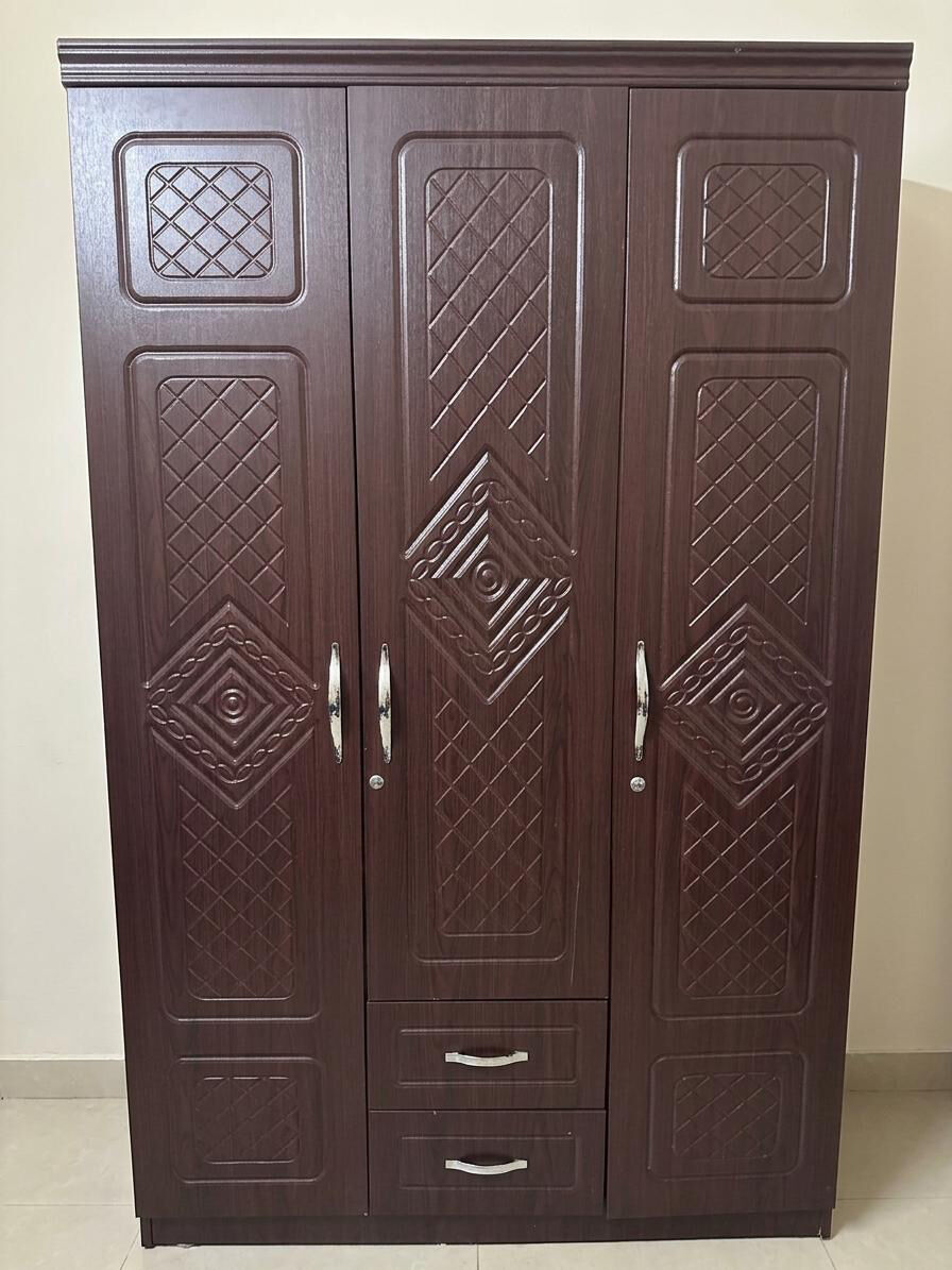 Gudaibiya, Furniture, BHD 55,  Sofa Set 2+1 BD 30 And 3 Doors Cupbord BD 25 Negotiable