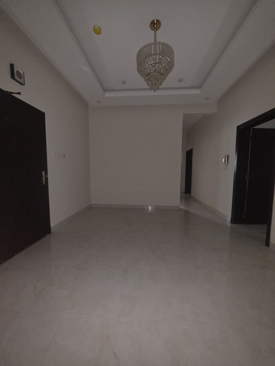 Manama, Apartments, Flats, Houses & Villas, BHD 180/month,  2 BR,  #2BATHROOM Hall Kitchen Without Electricity Balcony Car Parking