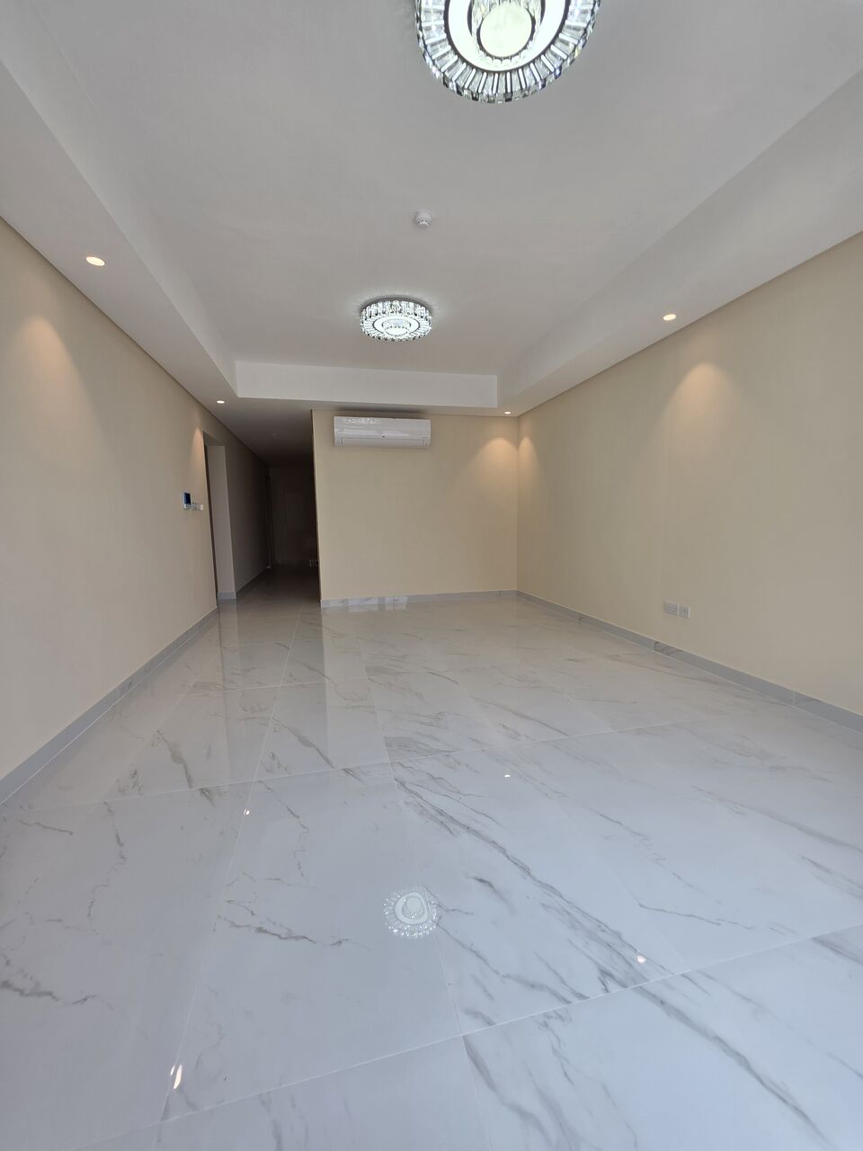 Manama, Apartments, Flats, Houses & Villas, BHD 300/month,  2 BR,  £2BATHROOM Hall Kitchen  Electricity Bill Payment Brand New Building Car Parking
