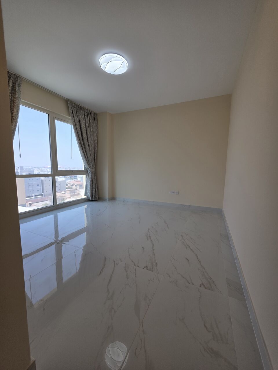 Manama, Apartments, Flats, Houses & Villas, BHD 300/month,  2 BR,  £2BATHROOM Hall Kitchen  Electricity Bill Payment Brand New Building Car Parking
