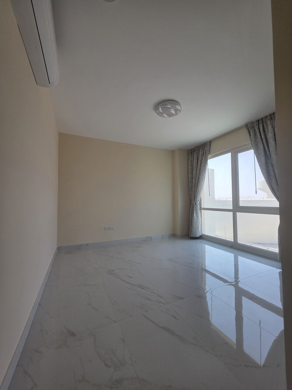 Manama, Apartments, Flats, Houses & Villas, BHD 450/month,  3 BR,  ;ATHROOM Hall Kitchen  Electricity Bill Payment Brand New Building Car Parking Balcony