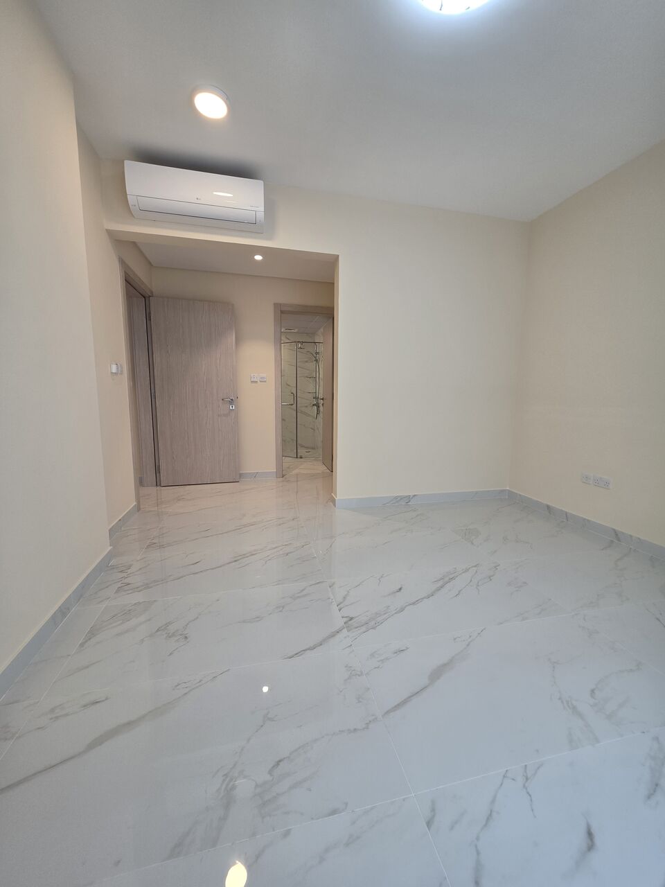 Manama, Apartments, Flats, Houses & Villas, BHD 430/month,  3 BR,  ;ATHROOM Hall Kitchen  Electricity Bill Payment Brand New Building Car Parking