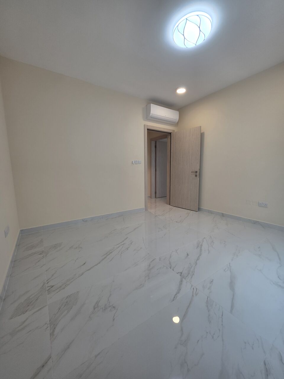 Manama, Apartments, Flats, Houses & Villas, BHD 430/month,  3 BR,  ;ATHROOM Hall Kitchen  Electricity Bill Payment Brand New Building Car Parking