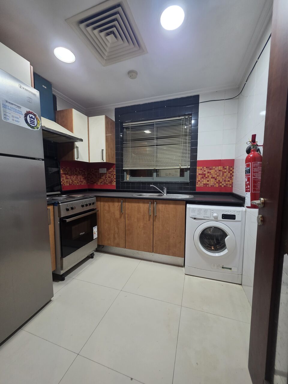 Juffair, Apartments, Flats, Houses & Villas, BHD 350/month,  2 BR,  &2BATHROOM Hall Kitchen With Electricity Fully Furnished Car Parking