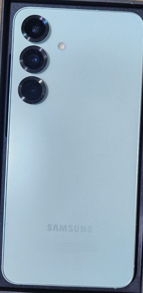 Riyadh, Mobile Phones, SAR 1900,  Hottest Offer For A Brand New SAMSUNG S25 / 256 GB