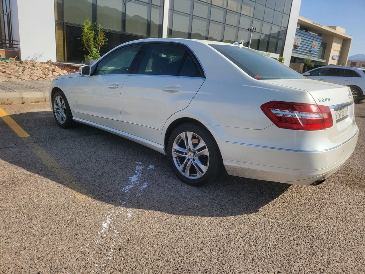 Jeddah, Vehicles, Cars & Trucks , SAR 35000,  Mercedes-Benz E-Class,  2013,  Automatic,  360000 KM,  Mercedes Benz 4 Cylinders In Perfect Condition