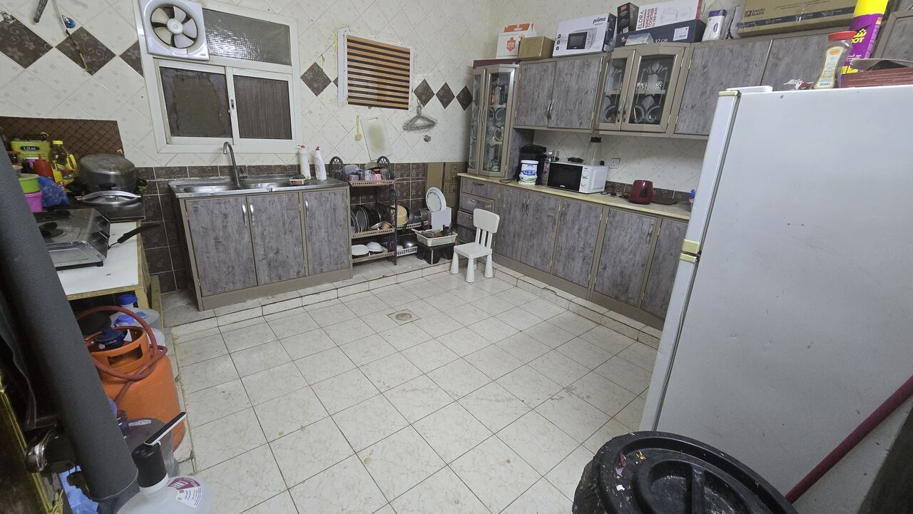 Riyadh, Rooms for Rent, SAR 1000/month,  Furnished Room For Rent For Exactive Bachelor.