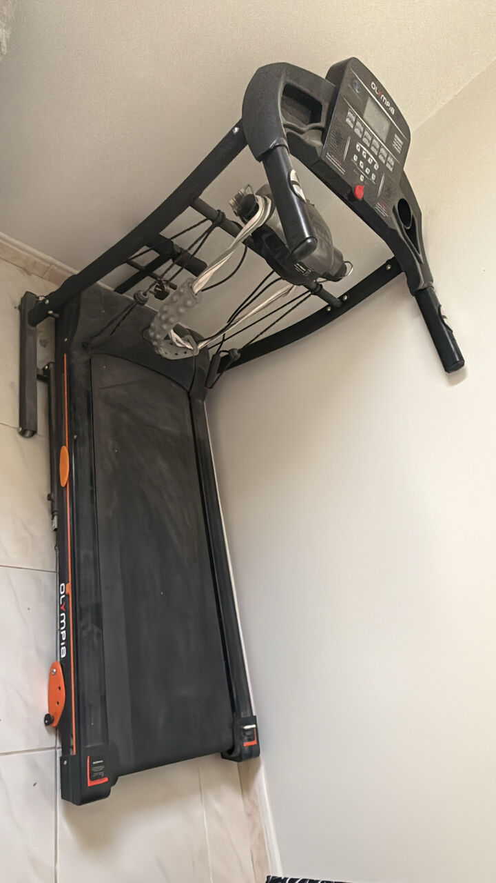 Riyadh, Household Items, SAR 950,  Treadmill Brand Olympia Urgent Sale