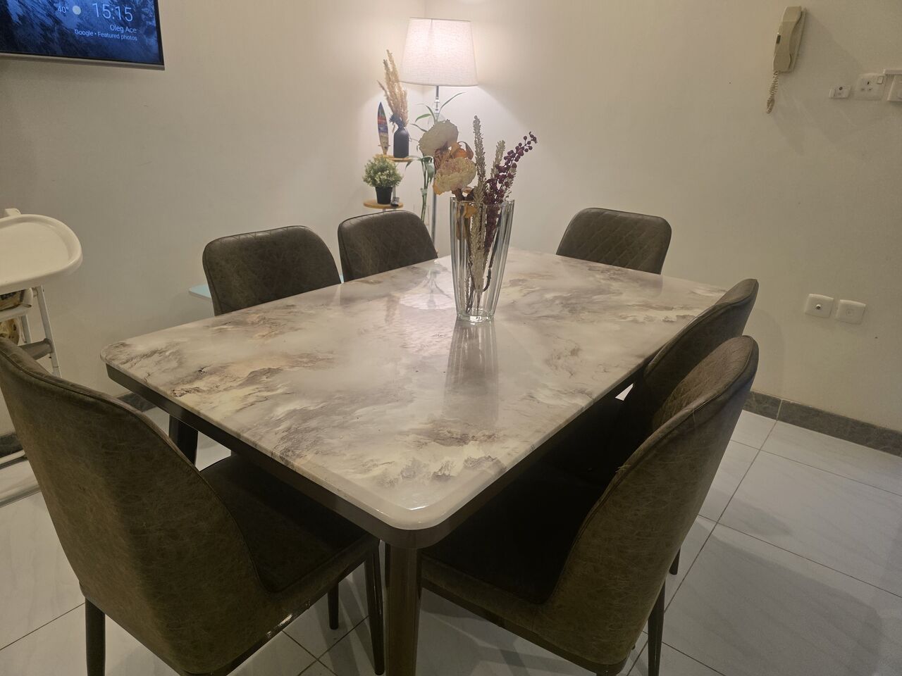 Jeddah, Household Items, SAR 900,  Dining Table With 6 Chairs In Good Condition Chairs Are Very Comfortable And No Damge