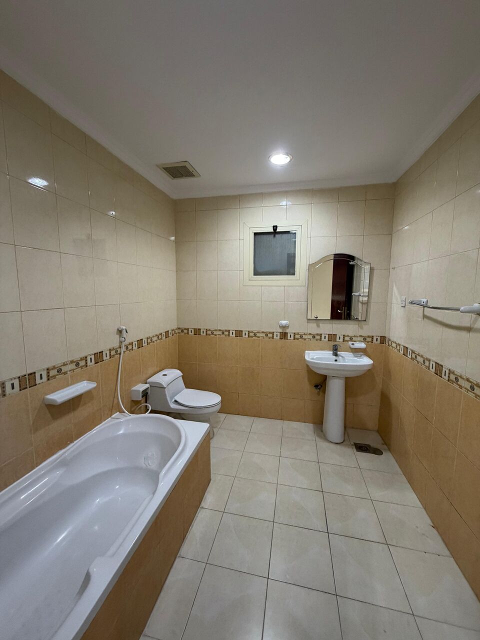 Khobar, Apartments, Flats, Houses & Villas, SAR 37500/year,  3 BR,  Family Apartment For Rent 213/107
