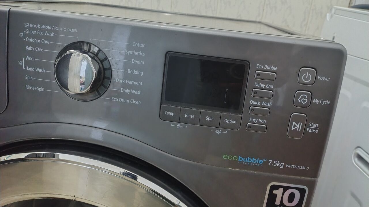 Riyadh, Household Items, SAR 400,  Samsung Washing Machine 400 Sar