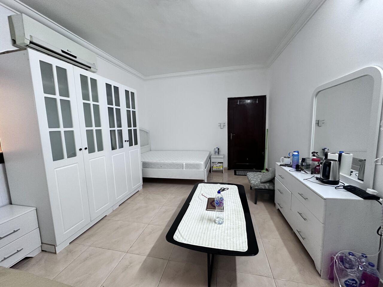 Olaya, Bedspace For Rent, SAR 1/month,  Executive Bachelor Room Bed Space Available