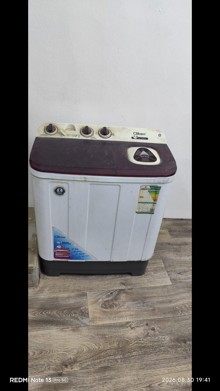 Al Malaz, Household Items, SAR 1200,  2 King Size Bed With Mattress, 1 Gas Stove 4 Burners, Washing Machine