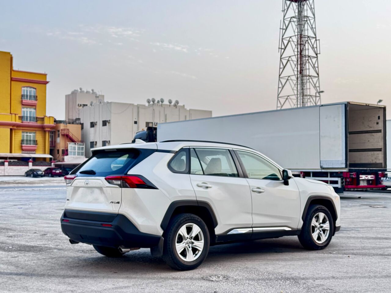 Manama, Vehicles, Cars & Trucks , BHD 6600,  TOYOTA RAV-4,  2021,  Automatic,  180000 KM,  BAHRAIN AGENCY