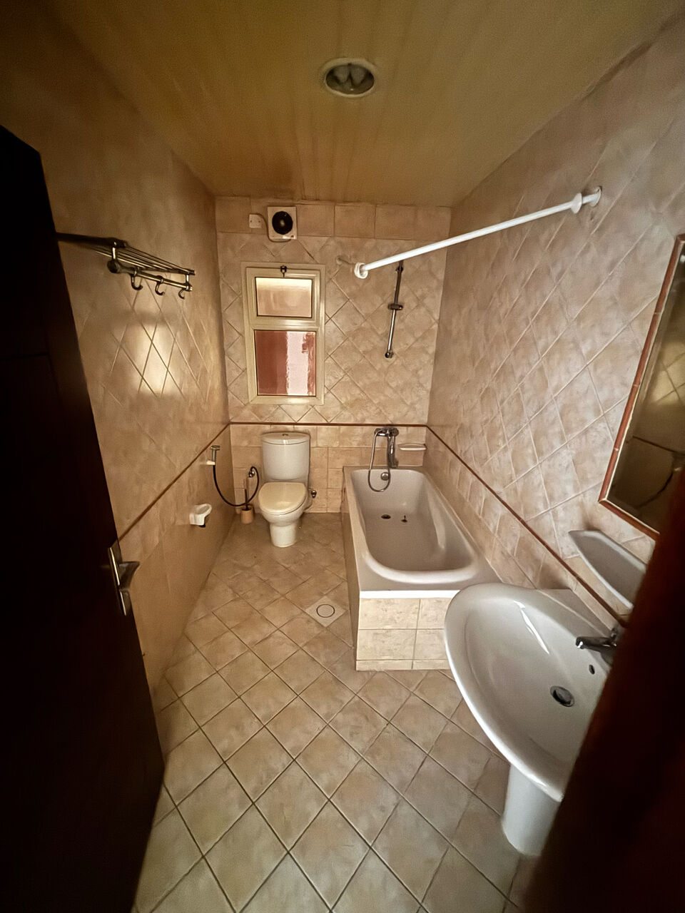 Tubli, Apartments, Flats, Houses & Villas, BHD 200/year,  2 BR,  Spacious 2 Bedroom Flat For Rent