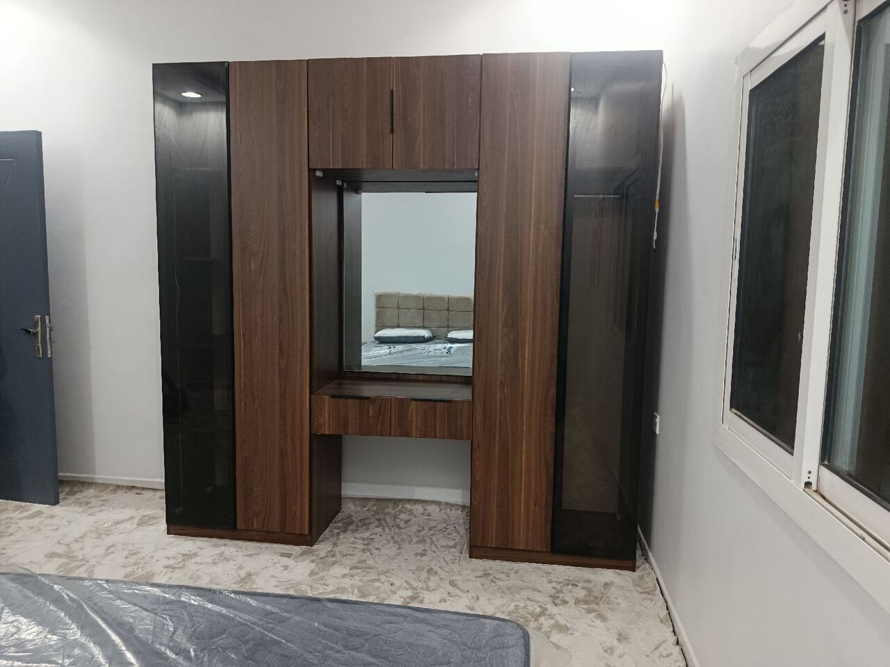 Jeddah, Furniture, SAR 1,  New Complete Bedroom Set For Sale