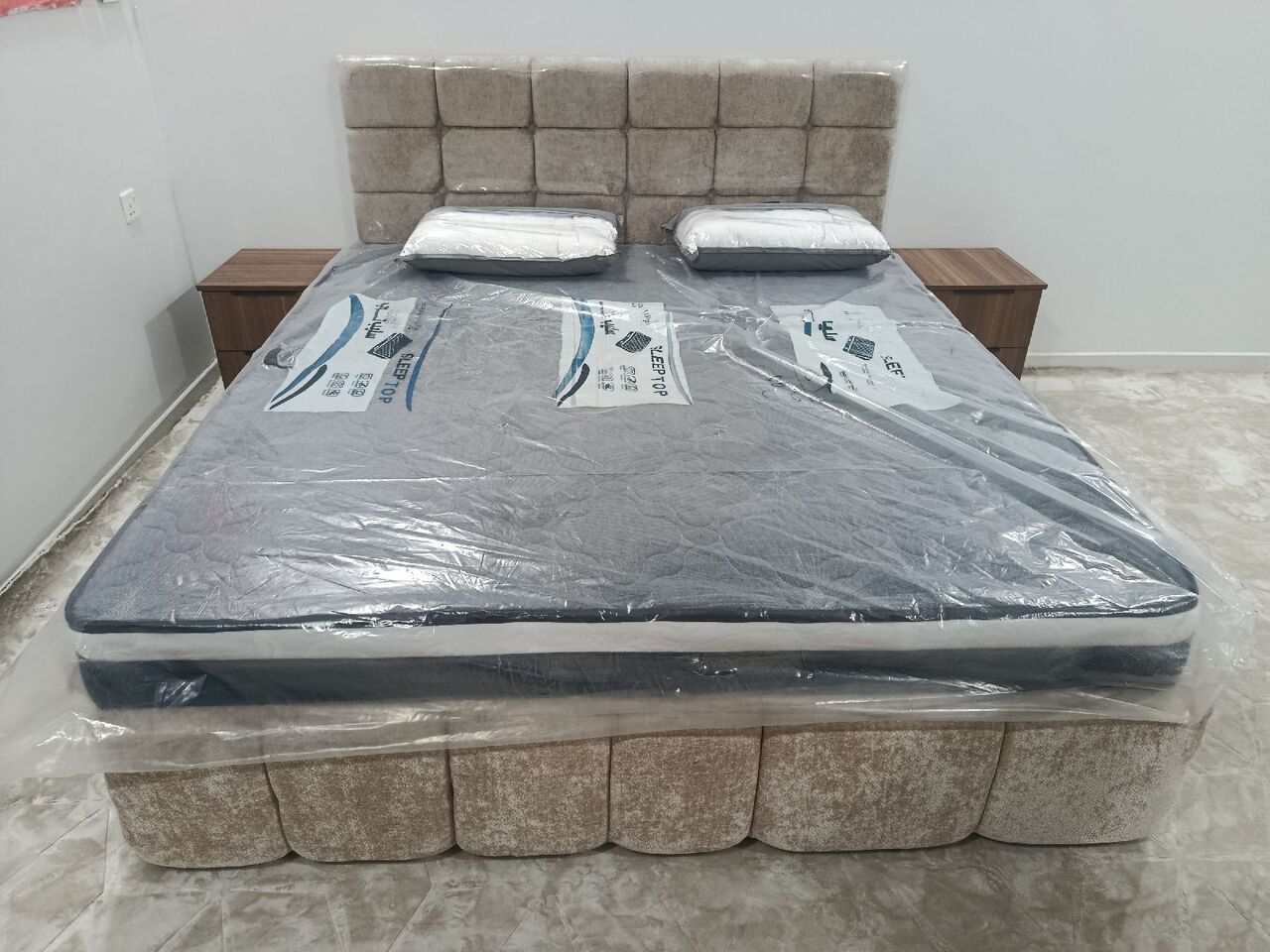 Jeddah, Furniture, SAR 1,  New Complete Bedroom Set For Sale