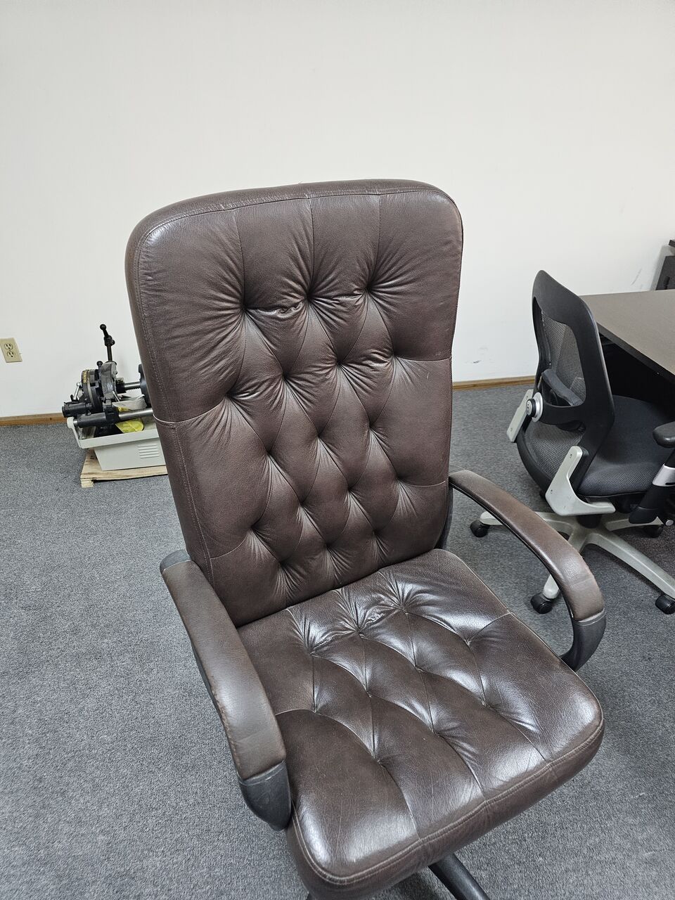 Al Adama, Furniture, SAR 100,  Used Office Furniture For Sale