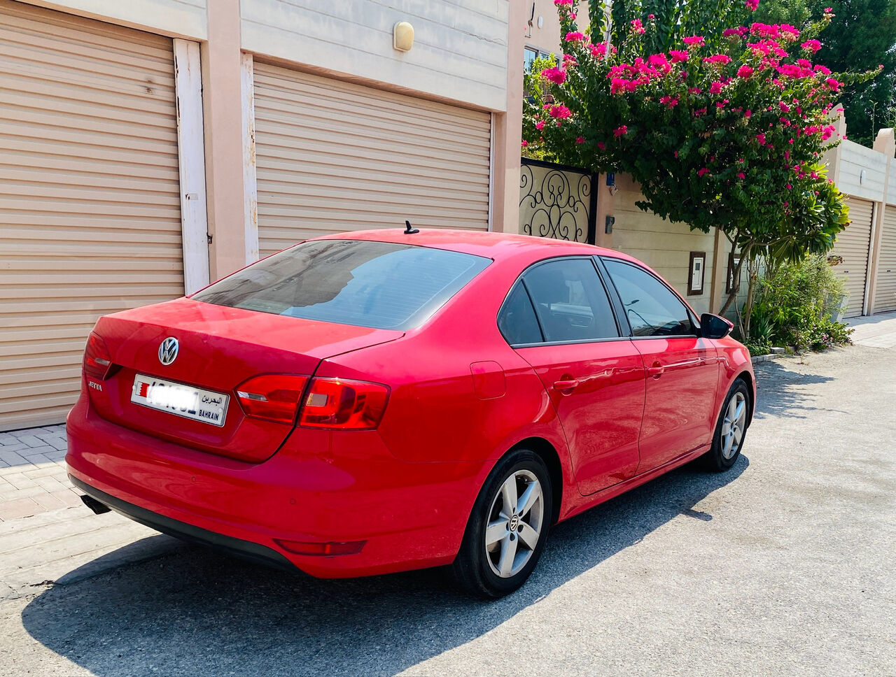 Salmaniya, Vehicles, Cars & Trucks , BHD 1850,  Volkswagen Jetta GLI,  2012,  Automatic,  1 KM,  Volkswagen Jetta  Full Option