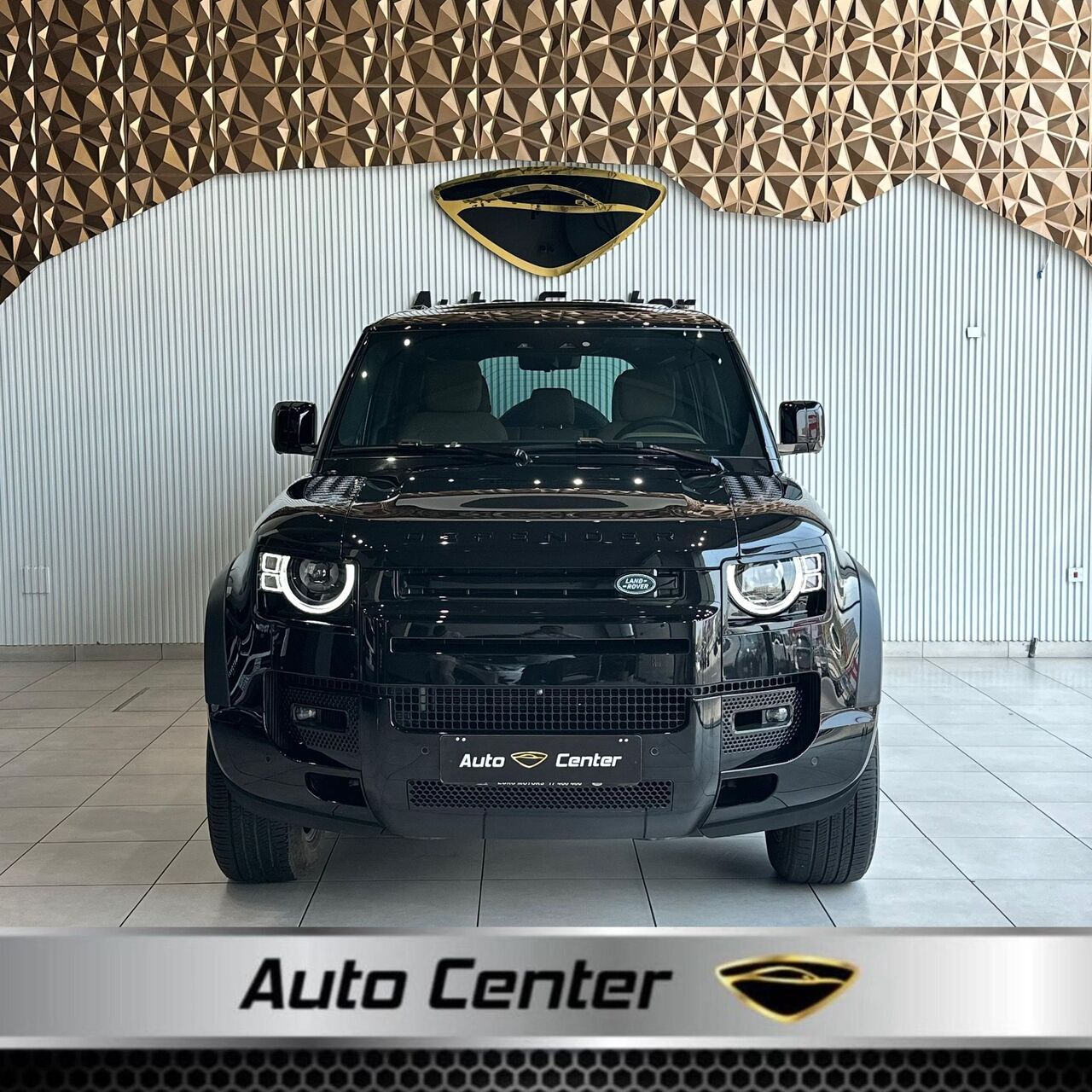 Riffa, Vehicles, Cars & Trucks , BHD 33500,  LAND ROVER DEFENDER P300 X-DYNAMIC SE V4 2025 BLACK,  2025,  Automatic,  22000 KM,