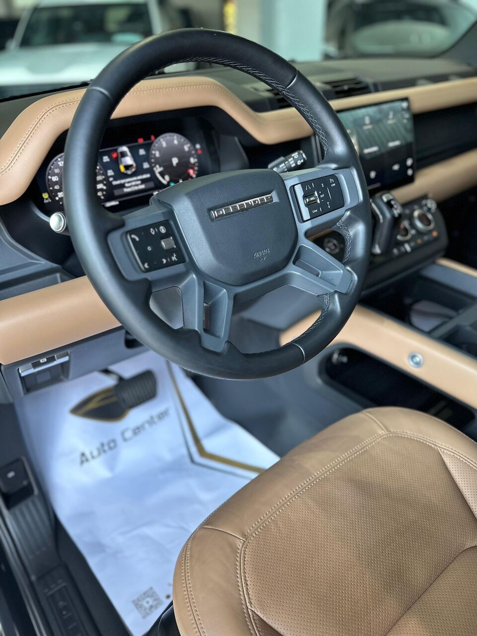 Riffa, Vehicles, Cars & Trucks , BHD 33500,  LAND ROVER DEFENDER P300 X-DYNAMIC SE V4 2025 BLACK,  2025,  Automatic,  22000 KM,