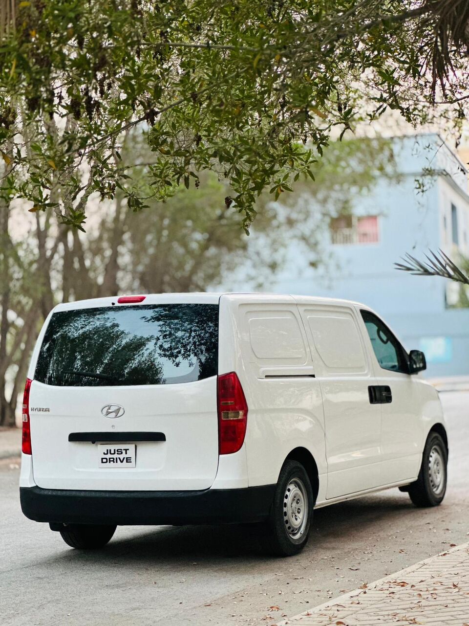 Segaya, Vehicles, Cars & Trucks , BHD 4650,  Hyundai H1,  2019,  Automatic,  220000 KM,    MODEL CARGO VAN CALL OR WHATSAPP ON 35400768 ,33665080