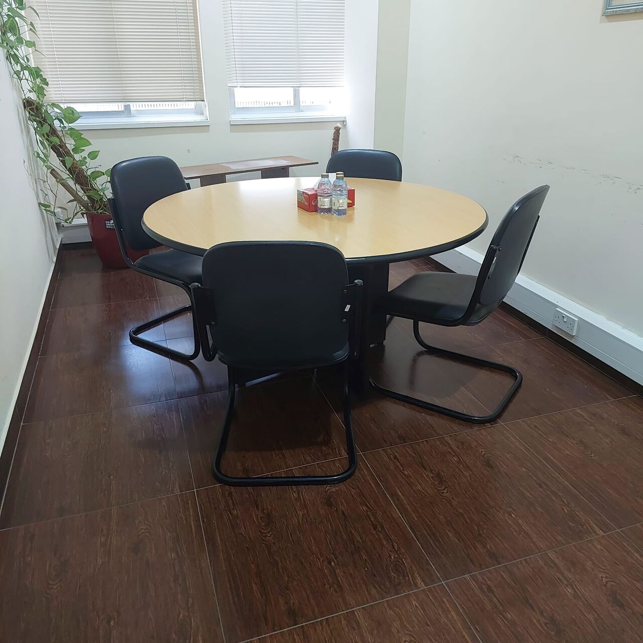 Manama, Furniture, BHD 15,  Office Furniture In Very Good Condition