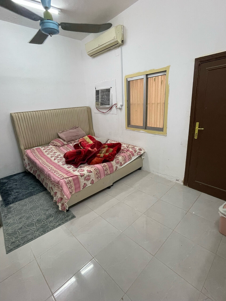 Riyadh, Bedspace Wanted, SAR 5200/month,  2 BED Space Available In One Room Anyone Interested Please Contact Me,