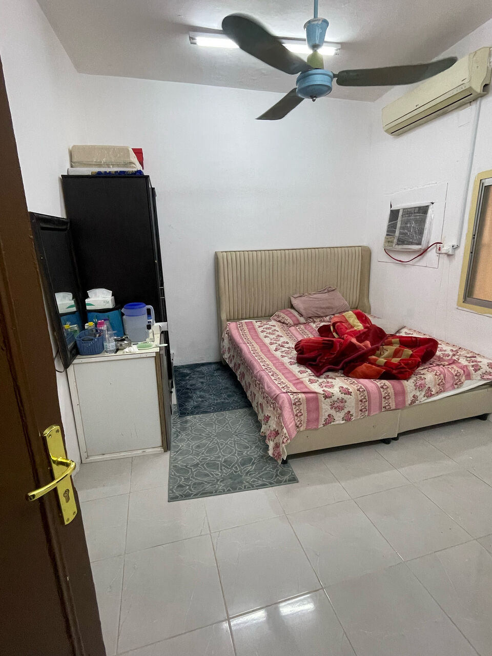 Riyadh, Bedspace Wanted, SAR 5200/month,  2 BED Space Available In One Room Anyone Interested Please Contact Me,