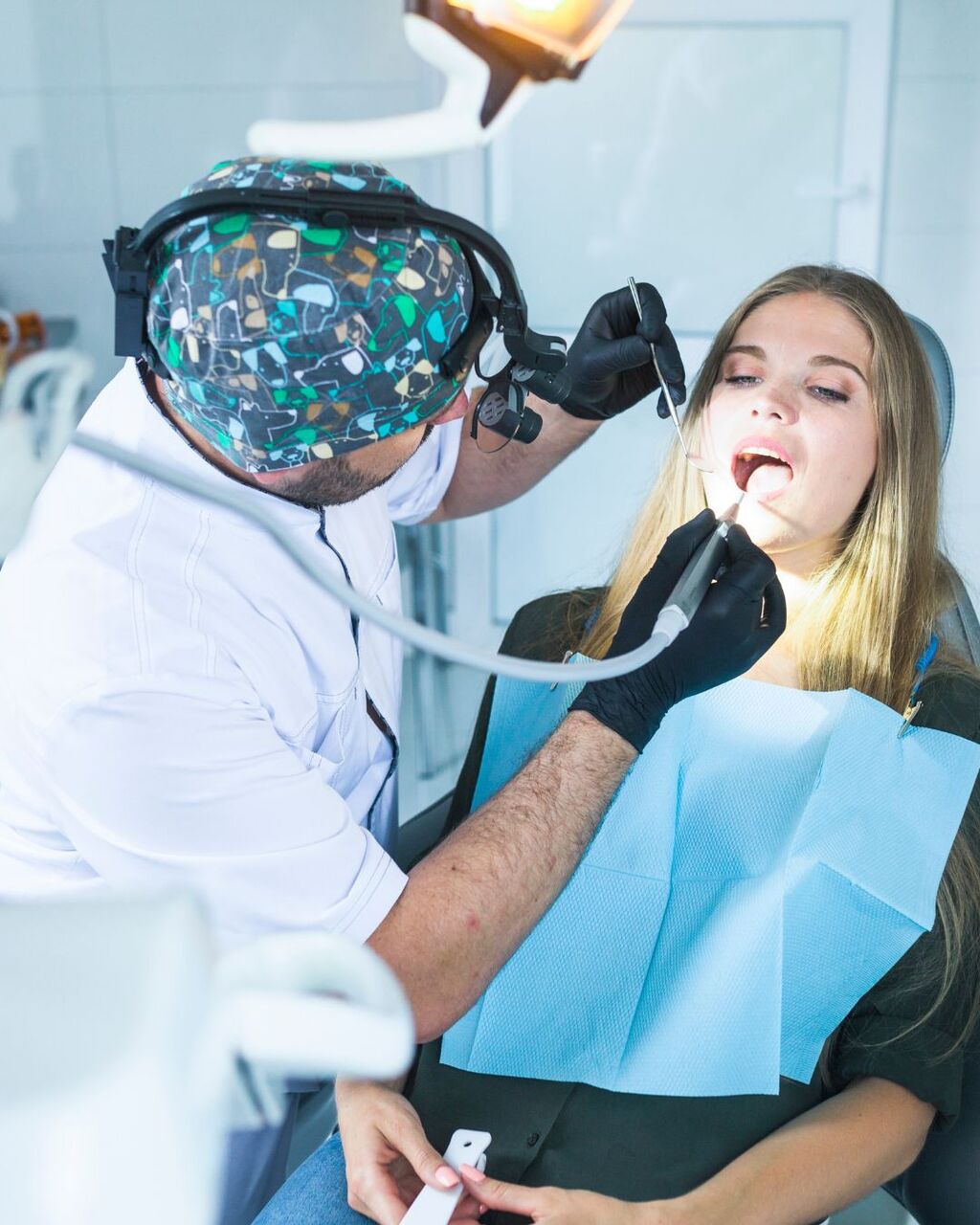 London, Health, Chipped Tooth In West Hampstead