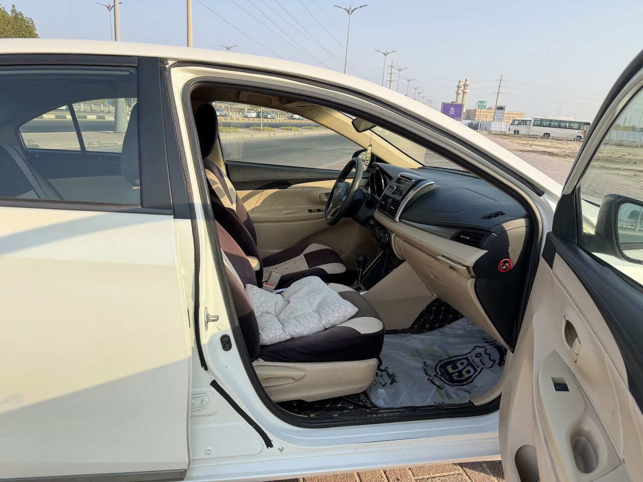Jubail, Vehicles, Cars & Trucks , SAR 29000,  Toyota Yaris 2017,  2017,  Automatic,  290000 KM,   Model (In Good Condition)
