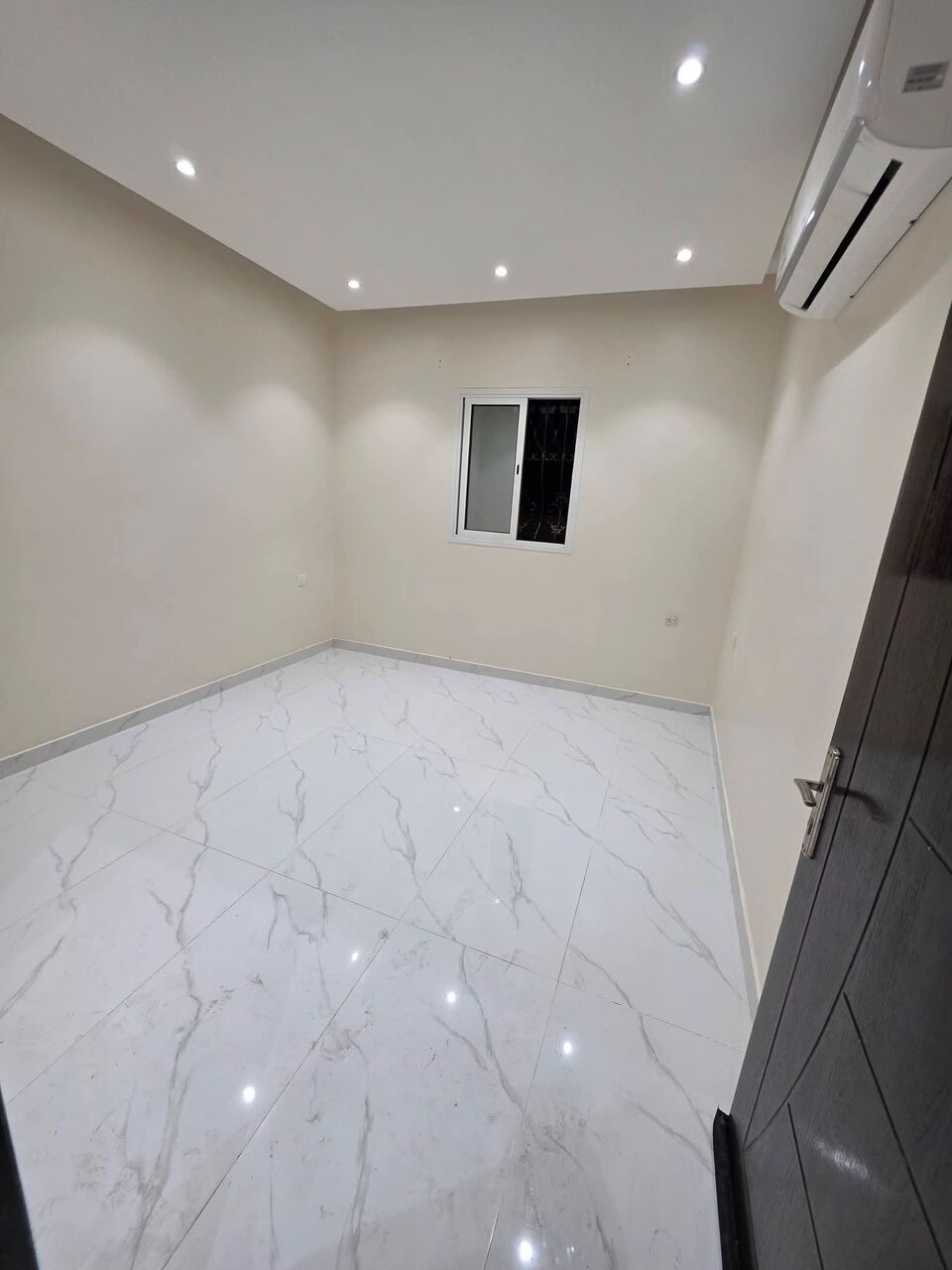 Thuqbah, Apartments, Flats, Houses & Villas, 2 BR,  🏠 2-BEDROOM APARTMENT FOR RENT – SAR 20,000 | 2 SPLIT A/Cs | 2-YEAR-OLD BUILDING | AL THU