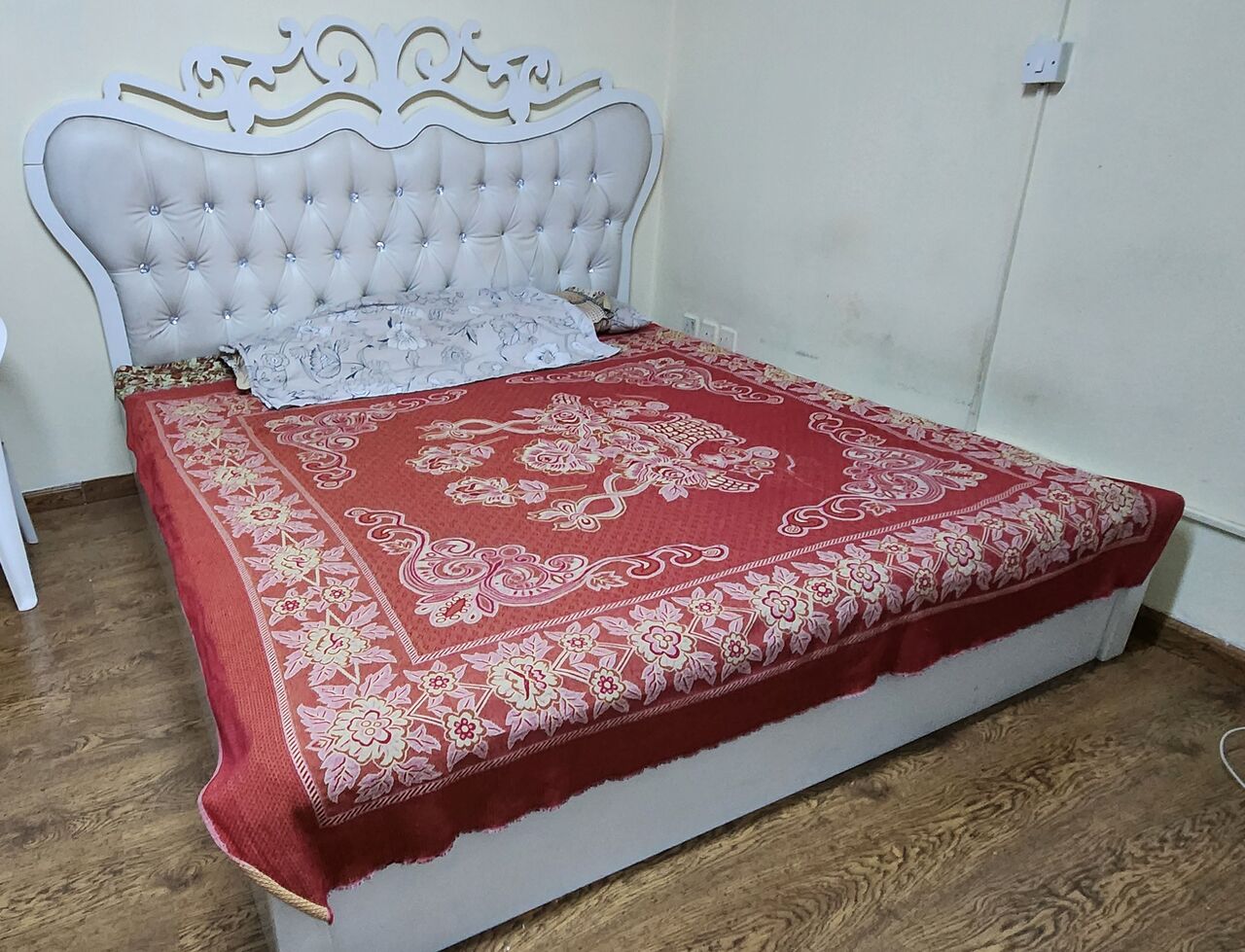 Al Batha, Furniture, SAR 250,  King-size Bed With Mattress (200 X 180)