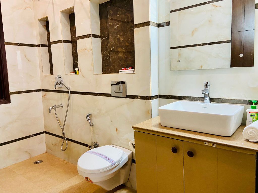 Gurgaon, Apartments, Flats, Houses & Villas, INR 15000/day,  Furnished,  4 BR,  2700 Sq. Feet,  Olive Service Apartments Dlf Cyber City